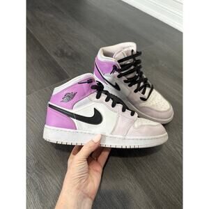 Nike Air Jordan High Top Sneakers Size 7Y